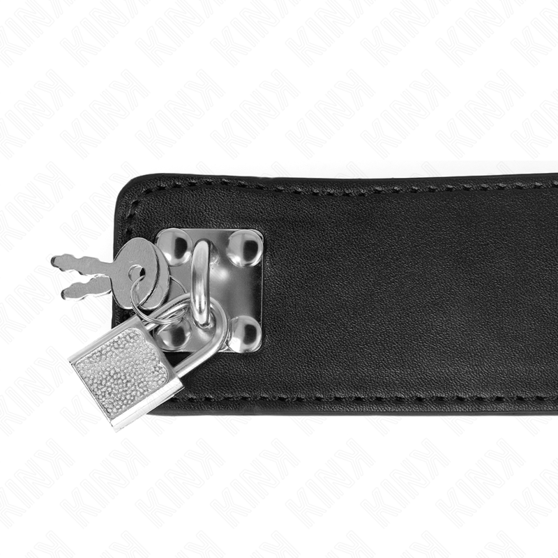 KINK - HALSKE MED BELTE 65 CM MED BRED SVART STREPP JUSTERBAR 33,5-41 CM X 5 CM