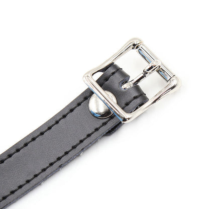 OHMAMA FETISH - SILIKONBALLKNEMLE MED SKINNBELTE (HENGELÅS INKLUDERT)